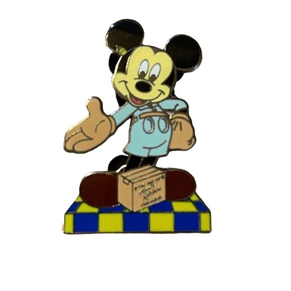 Disney Mickey Mouse 75 Years Inspearations On The Move Collectible Pin - Picture 1 of 3
